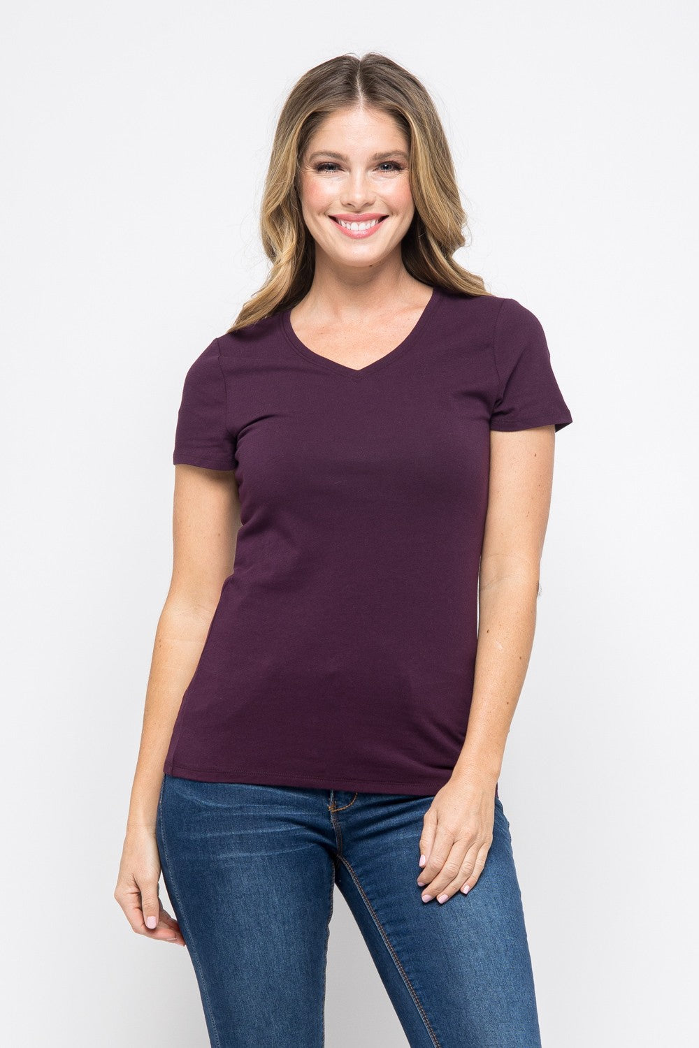Cielo V neck Essential T Shirt