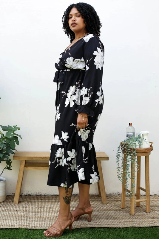 Curvy Girls Printed Flowy Black Maxi Dress