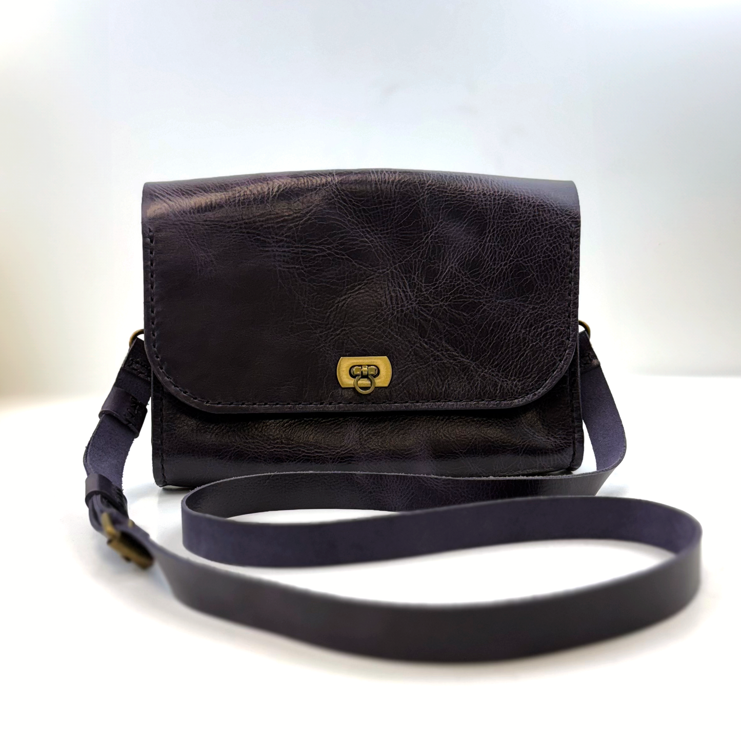 Hank's Stitch Work's Leather Cross Body Purses