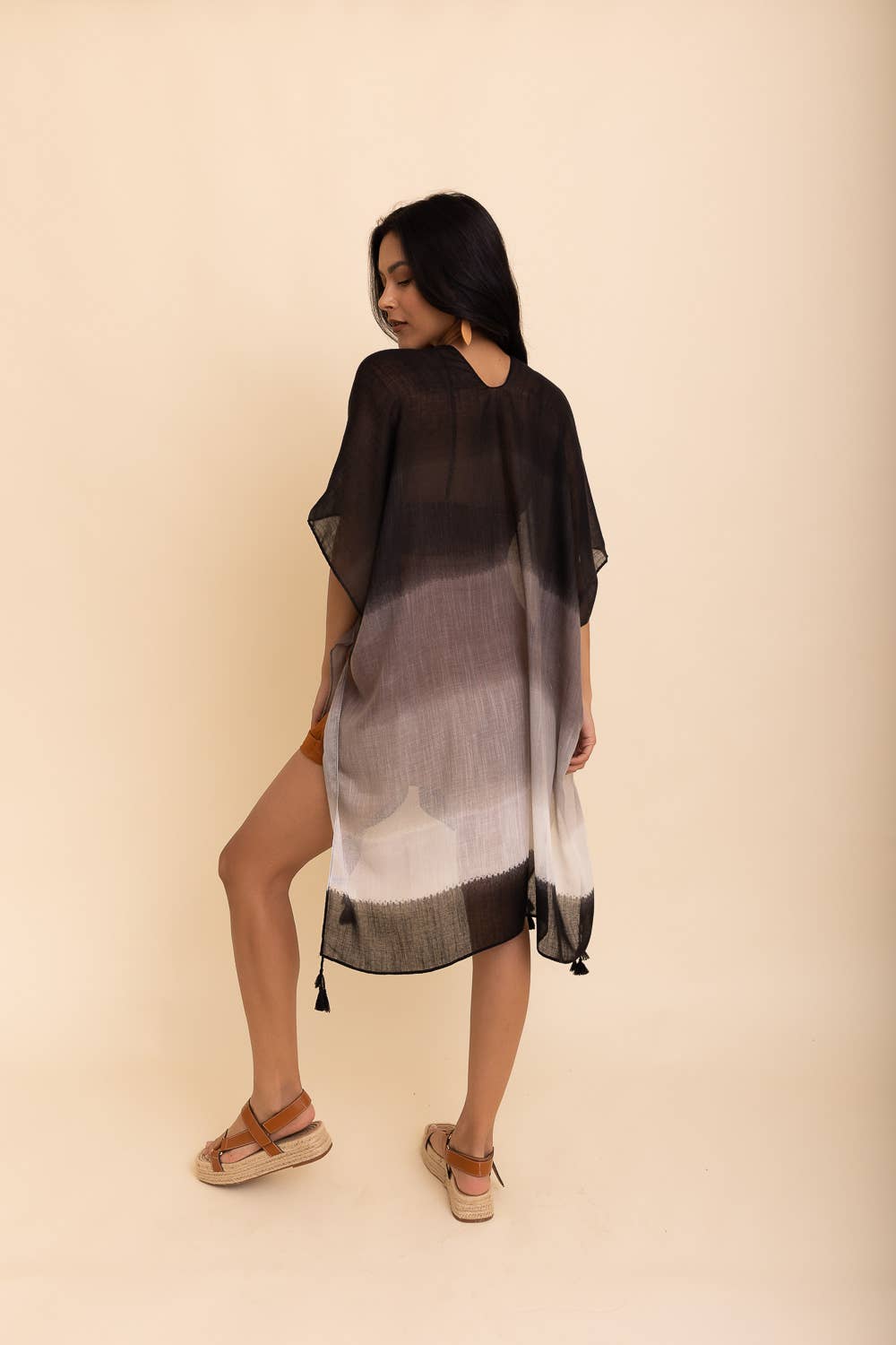 Leto Accessories Multi Gradient Kimono With Tassels