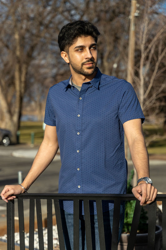 W.R.K. Daisy Floral 4-Way Stretch SS Shirt. Last one! 50% Off Clearance sale!